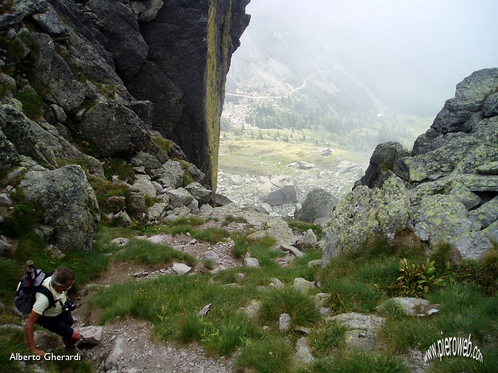 15 Alla base del torrione del Becco.jpg - OLYMPUS DIGITAL CAMERA